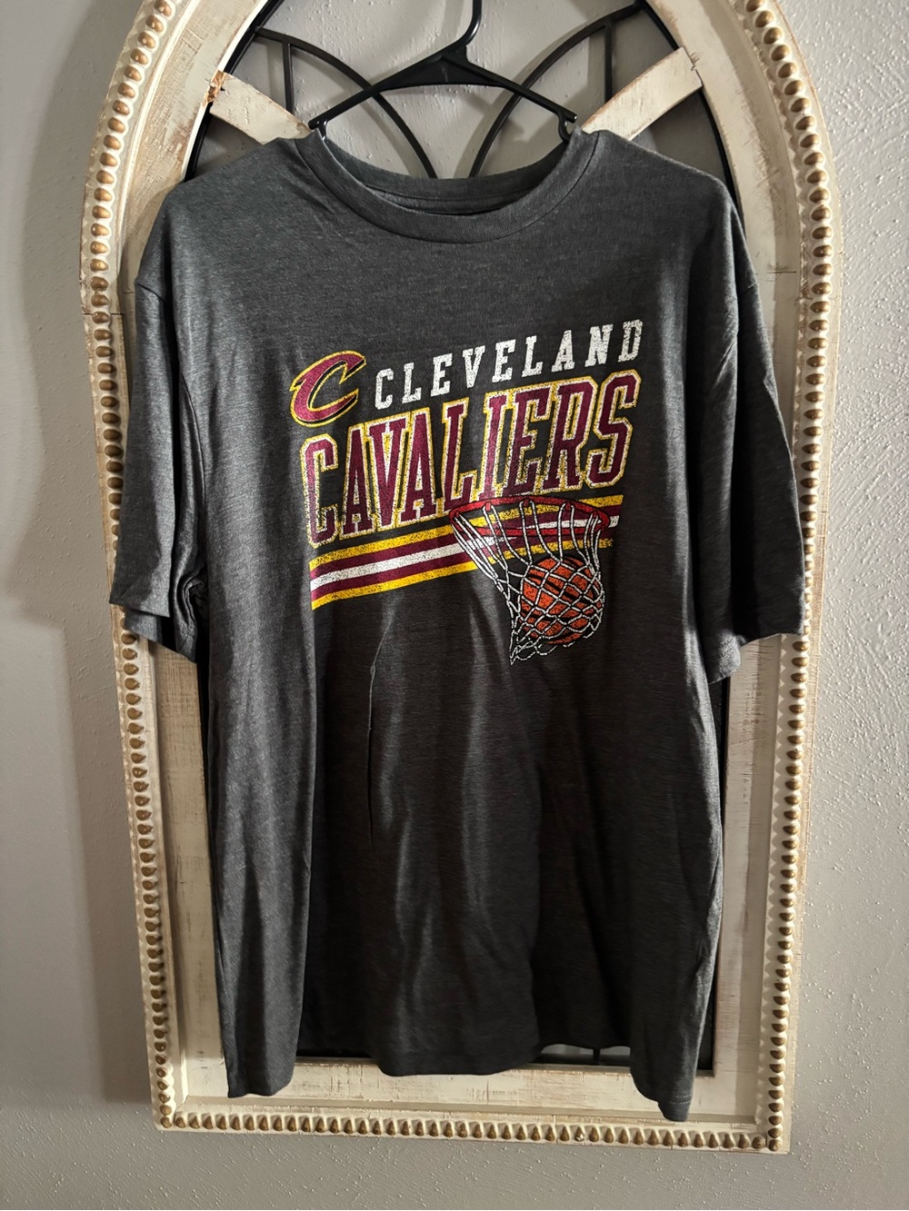 NBA Cleveland Cavaliers Gray Graphic Short Sleeve Tee Large, NWOT